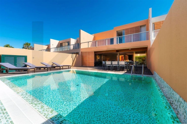 Moradia T3 para Venda em Guia Foto 19