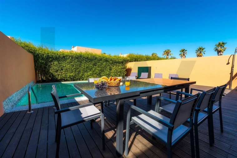 Moradia T3 para Venda em Guia Foto 14