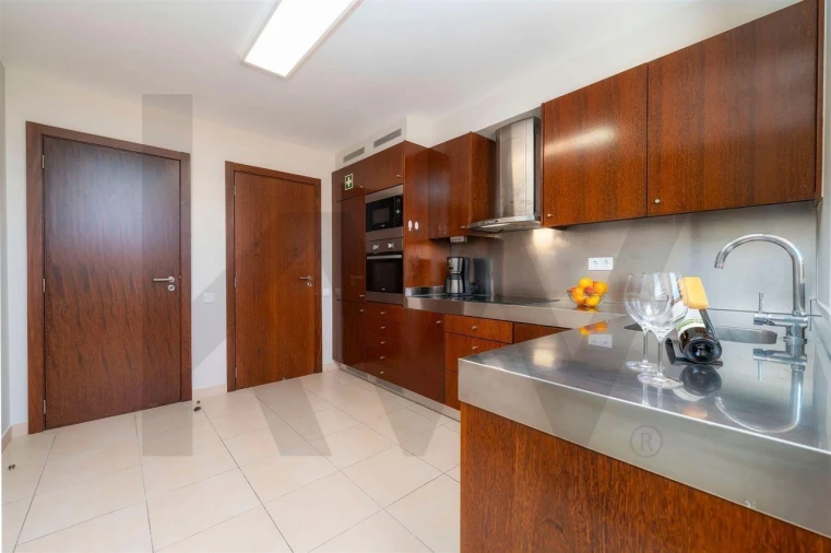 Moradia T3 para Venda em Guia Foto 26