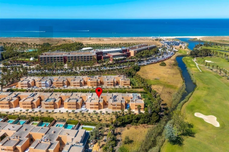 Moradia T3 para Venda em Guia Foto 65