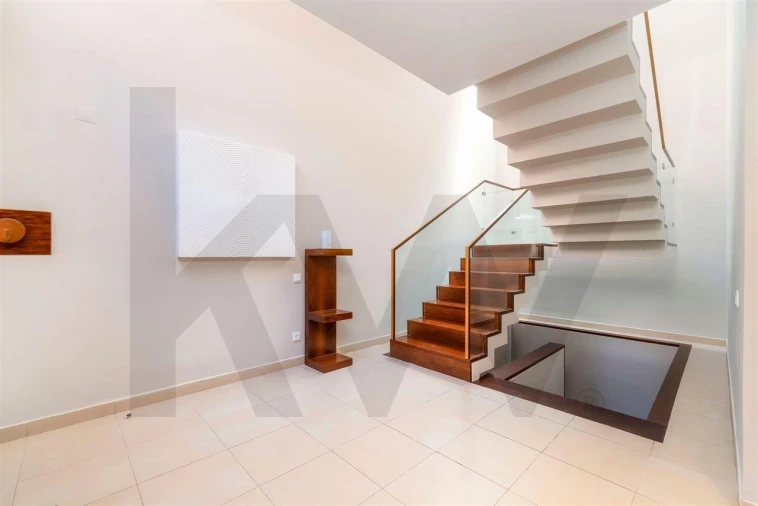 Moradia T3 para Venda em Guia Foto 31