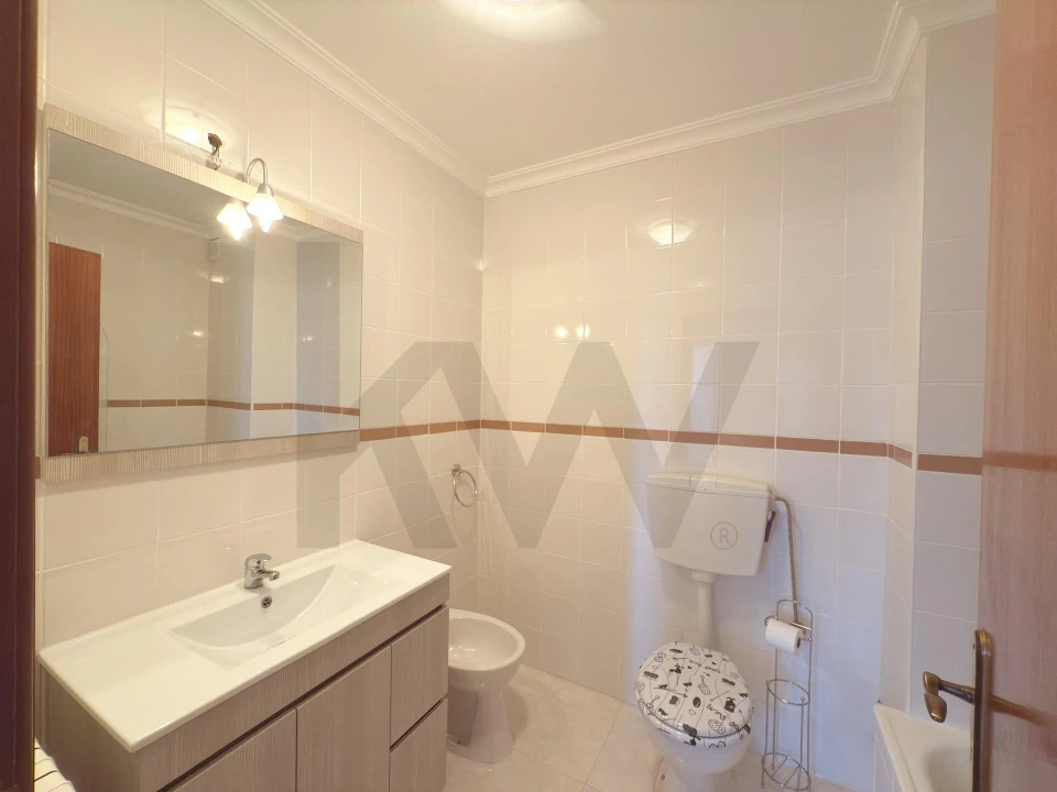 Apartamento T3 para Venda em Vila Franca das Naves e Feital Foto 15