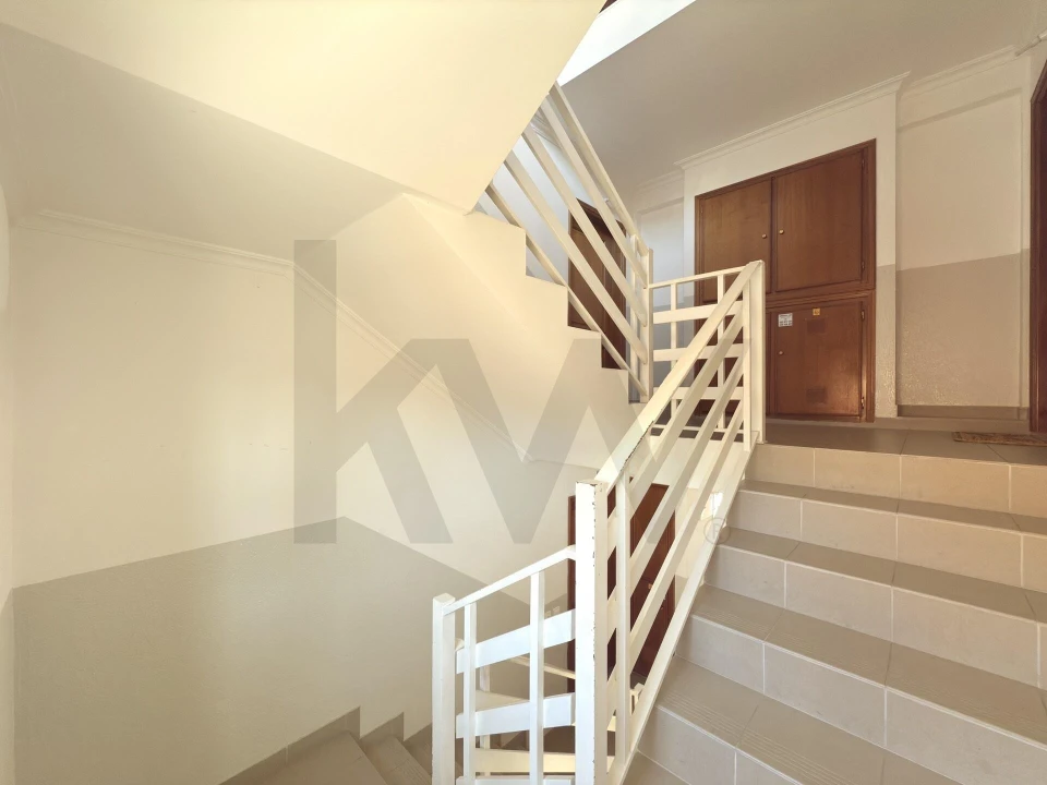 Apartamento T3 para Venda em Vila Franca das Naves e Feital Foto 28