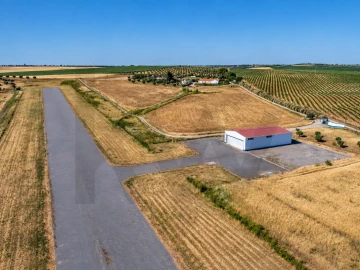 Quinta T5 para Venda em Ferreira do Alentejo e Canhestros