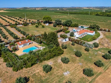 Quinta T5 para Venda em Ferreira do Alentejo e Canhestros