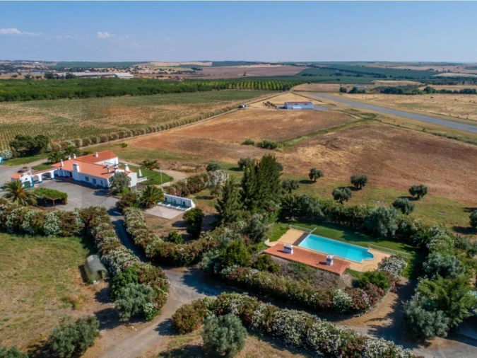 Quinta T5 para Venda em Ferreira do Alentejo e Canhestros Foto 50