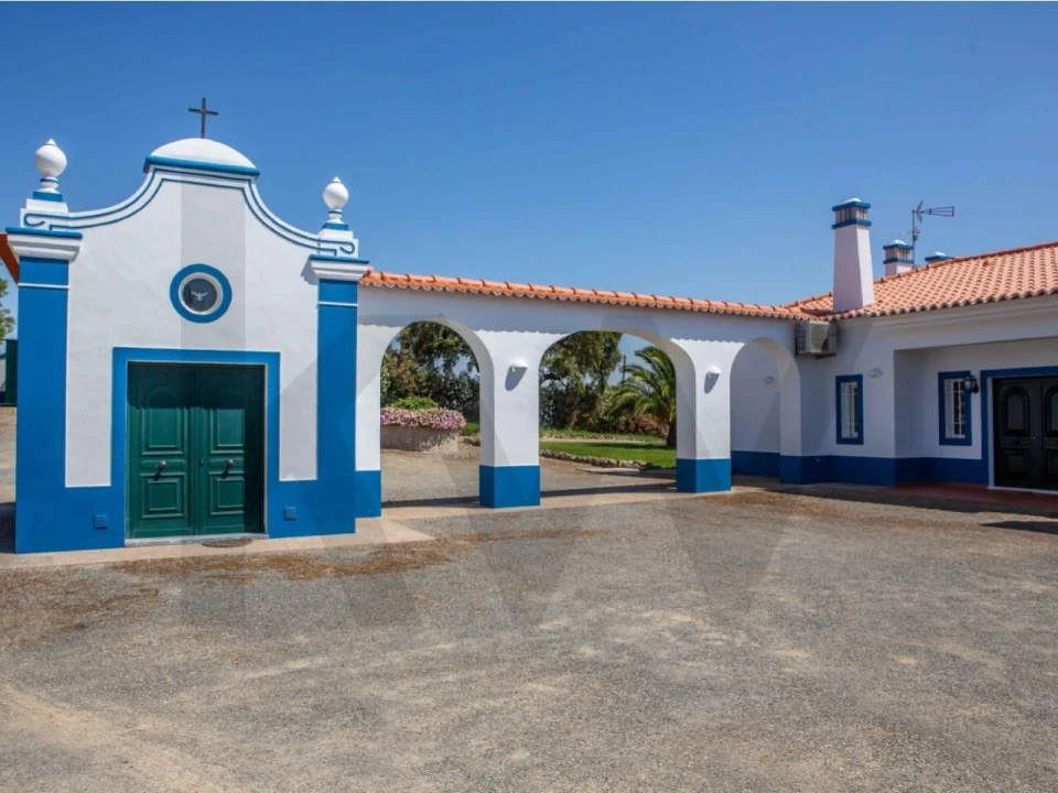 Quinta T5 para Venda em Ferreira do Alentejo e Canhestros Foto 2