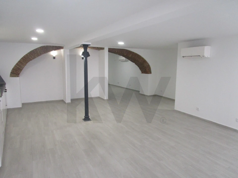 Prédio para Venda em União das Freguesias de Setúbal Foto 71