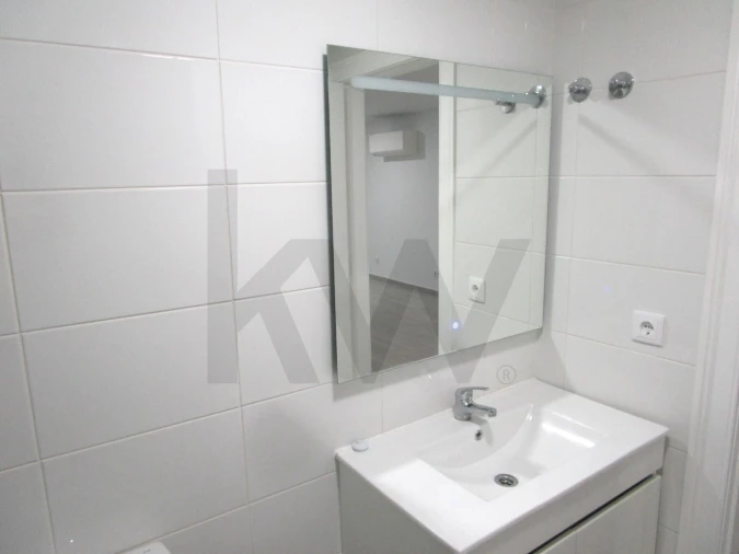 Prédio para Venda em União das Freguesias de Setúbal Foto 75