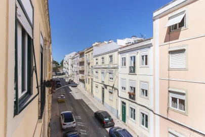 Apartamento T5 para Venda em Campolide
