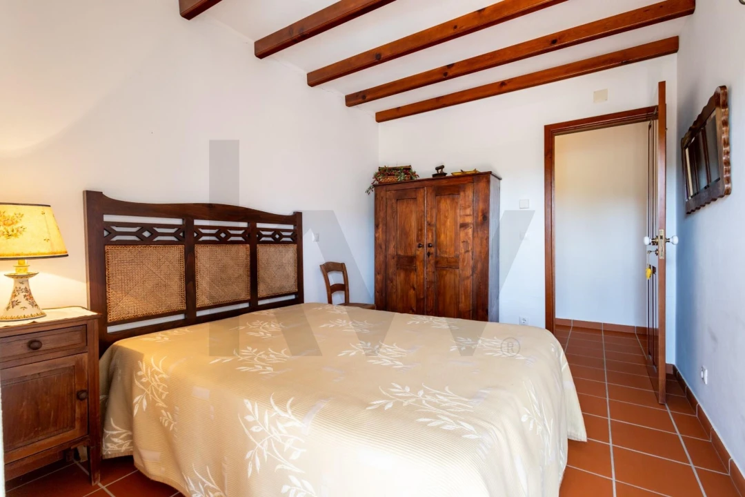 Moradia T8 para Venda em Serpins Foto 40