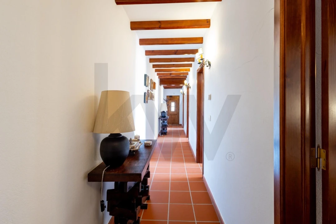 Moradia T8 para Venda em Serpins Foto 45