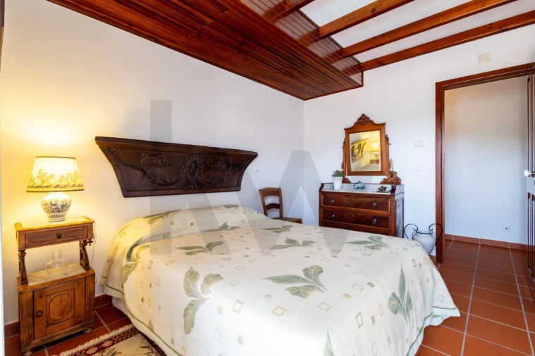 Moradia T8 para Venda em Serpins Foto 37