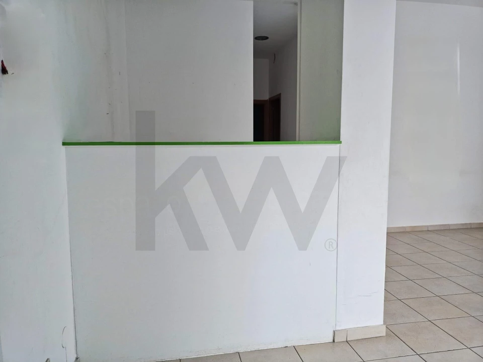 Loja para Venda em Odivelas Foto 17