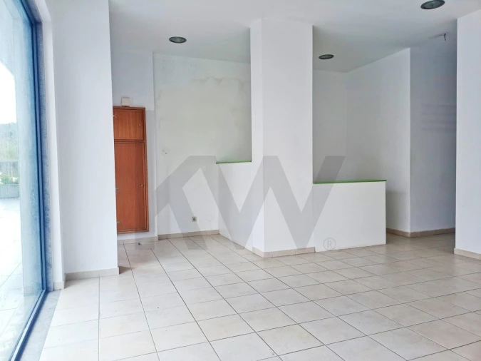 Loja para Venda em Odivelas Foto 18