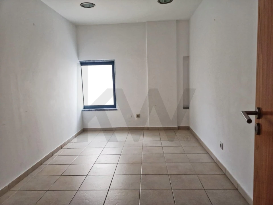 Loja para Venda em Odivelas Foto 12