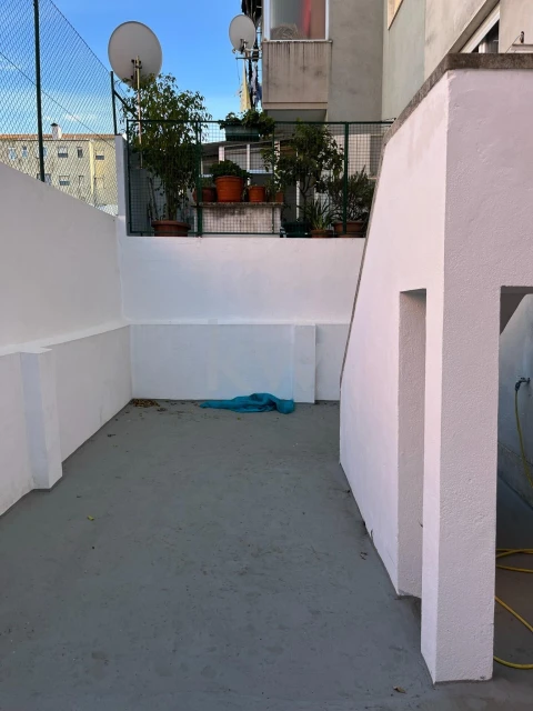 Prédio para Venda em Campolide