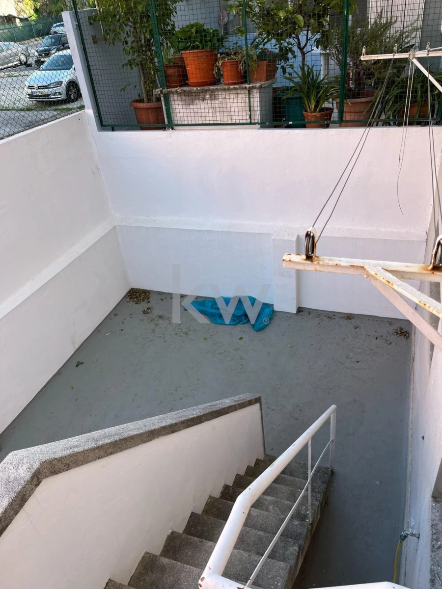 Prédio para Venda em Campolide Foto 13