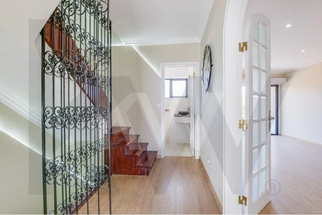 Apartamento T4 para Venda em Cascais e Estoril Foto 7