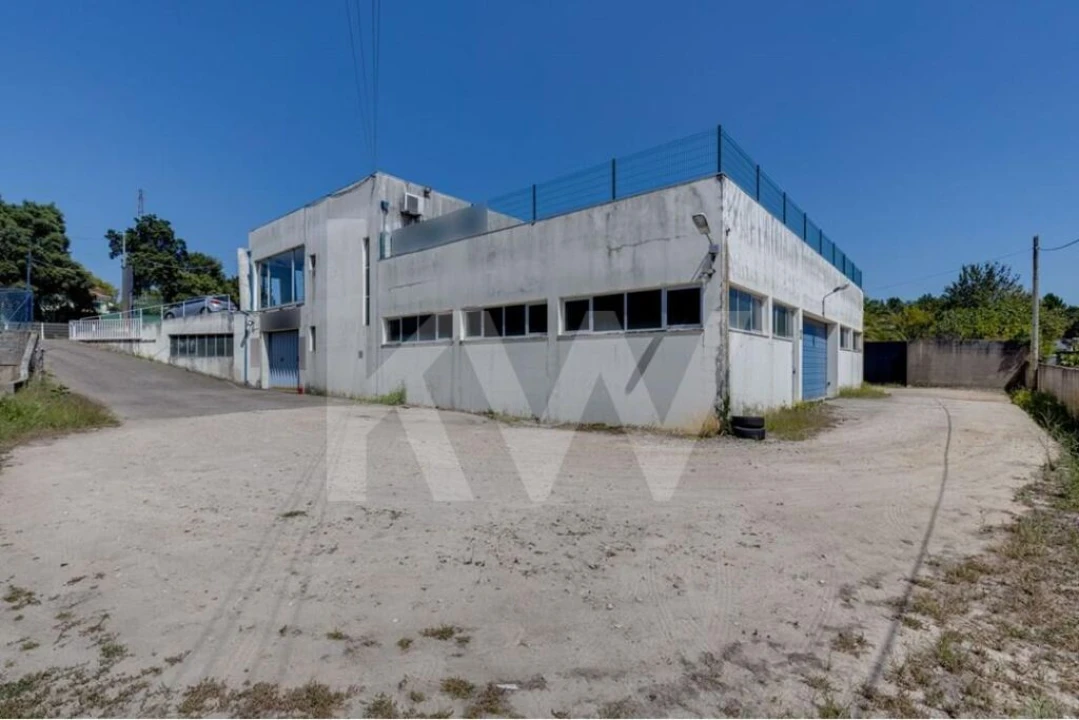 Armazém para Venda em Avintes Foto 16