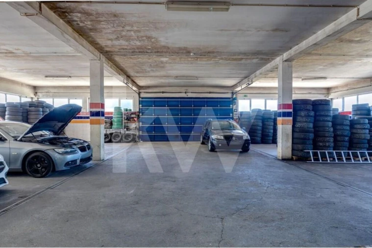 Armazém para Venda em Avintes Foto 24