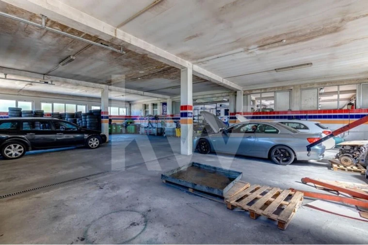 Armazém para Venda em Avintes Foto 19