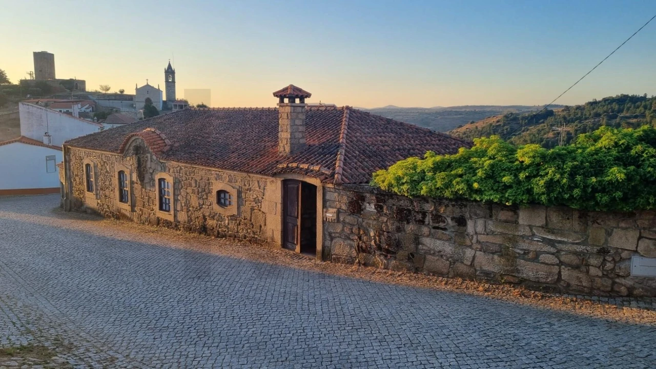 Quinta T4 para Venda em Longroiva Foto 2