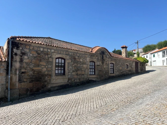 Quinta T4 para Venda em Longroiva Foto 4