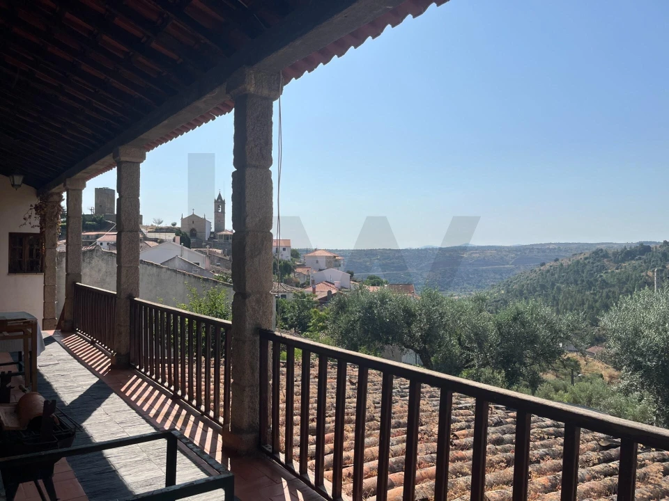 Quinta T4 para Venda em Longroiva Foto 10