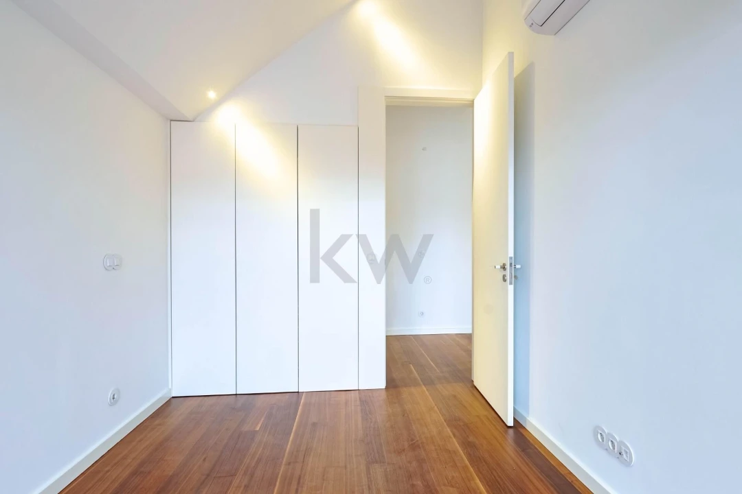 Apartamento T2 para Venda em Cedofeita, Santo Ildefonso, Sé, Miragaia, São Nicolau e Vitória Foto 16