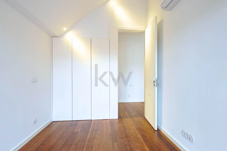 Apartamento T2 para Venda em Cedofeita, Santo Ildefonso, Sé, Miragaia, São Nicolau e Vitória Foto 16
