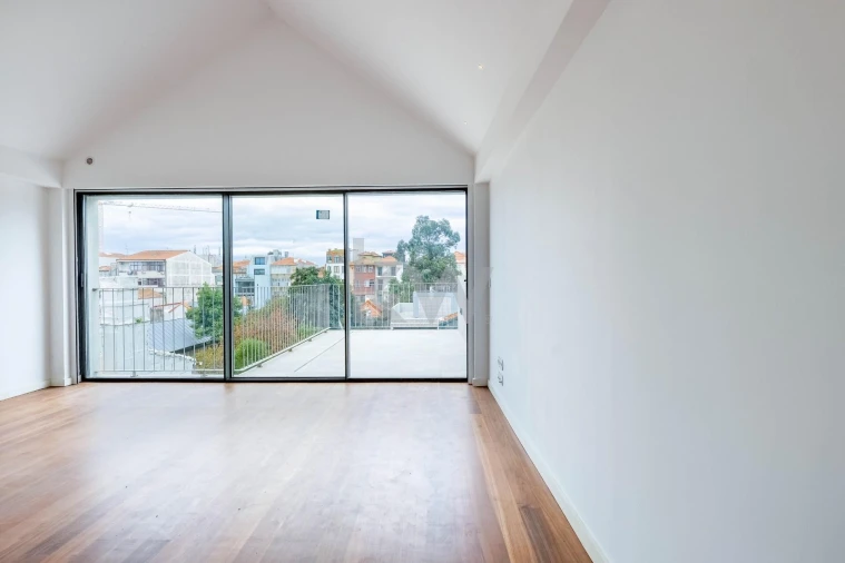 Apartamento T2 para Venda em Cedofeita, Santo Ildefonso, Sé, Miragaia, São Nicolau e Vitória Foto 9
