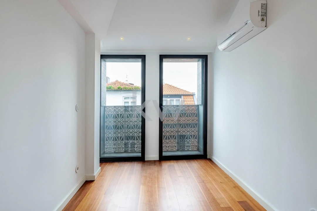 Apartamento T2 para Venda em Cedofeita, Santo Ildefonso, Sé, Miragaia, São Nicolau e Vitória Foto 14