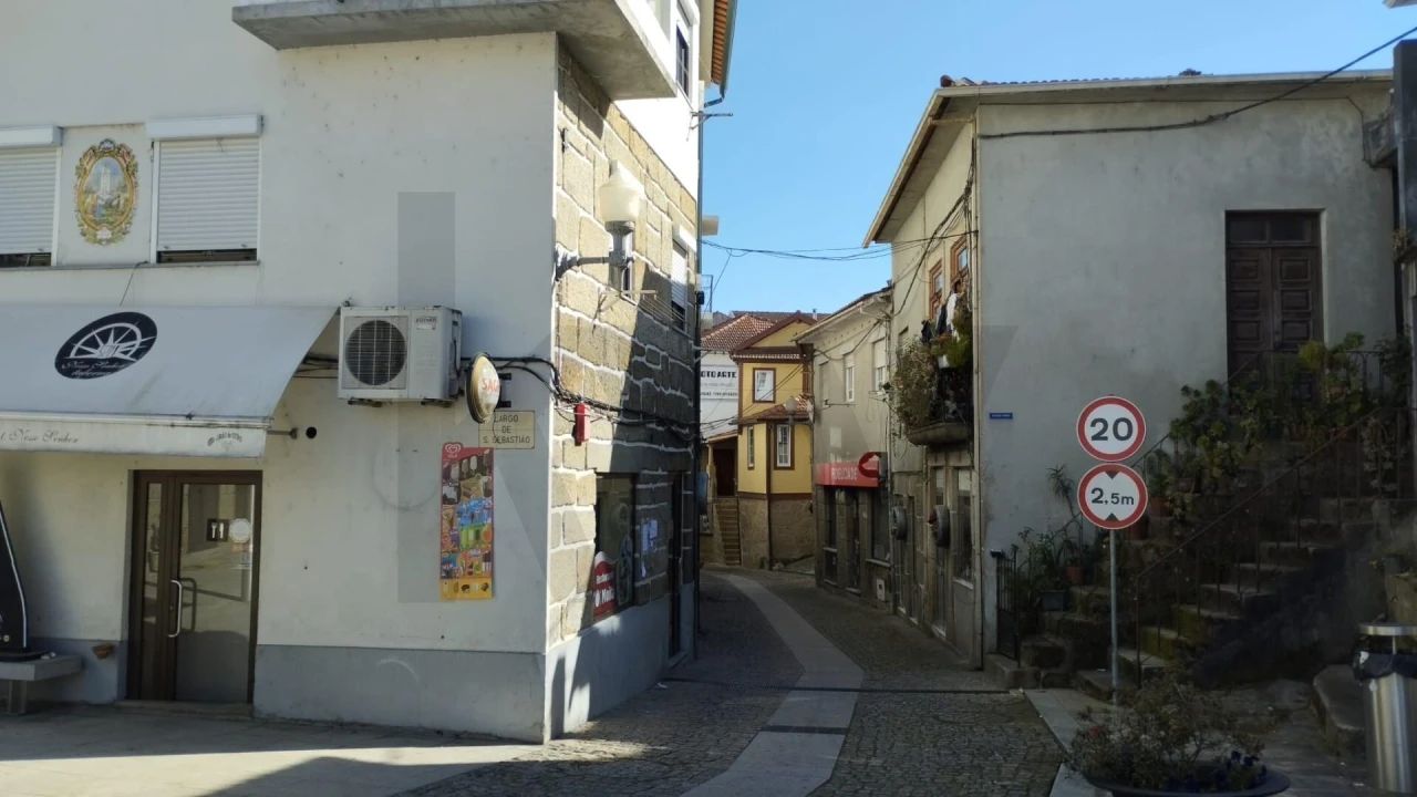 Prédio para Venda em São Pedro do Sul, Várzea e Baiões Foto 20
