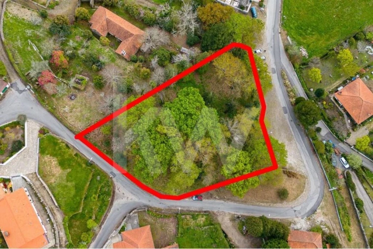 Terreno para Venda em Formariz e Ferreira