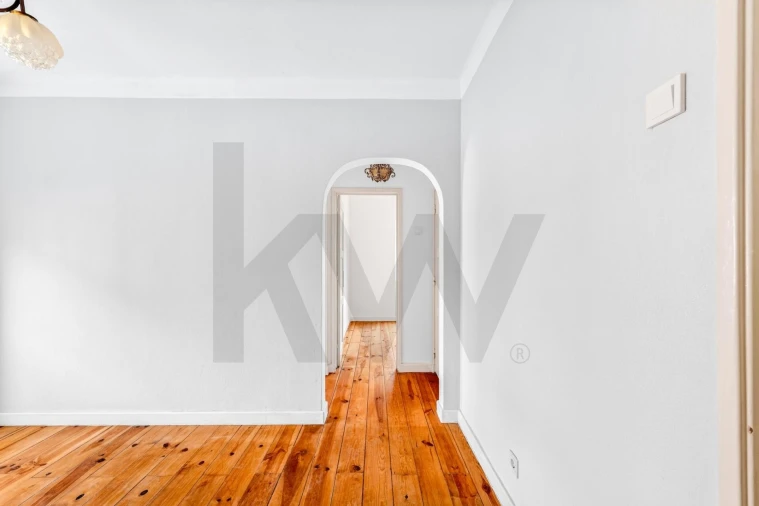 Apartamento T2 para Venda em Beato Foto 7