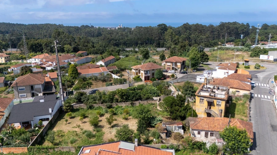 Moradia T3 para Venda em Anta e Guetim Foto 11