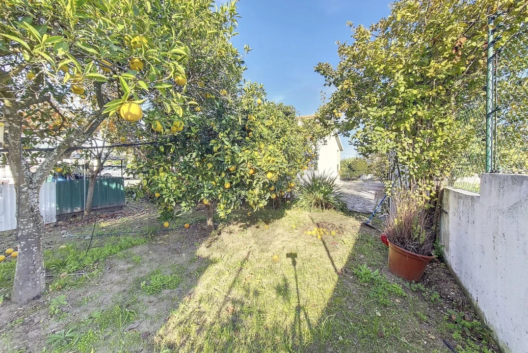 Moradia T4 para Venda em Pinhal Novo Foto 28