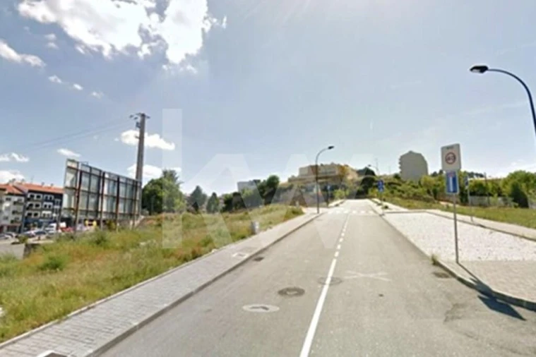 Terreno para Venda em Avelãs de Ambom e Rocamondo Foto 5