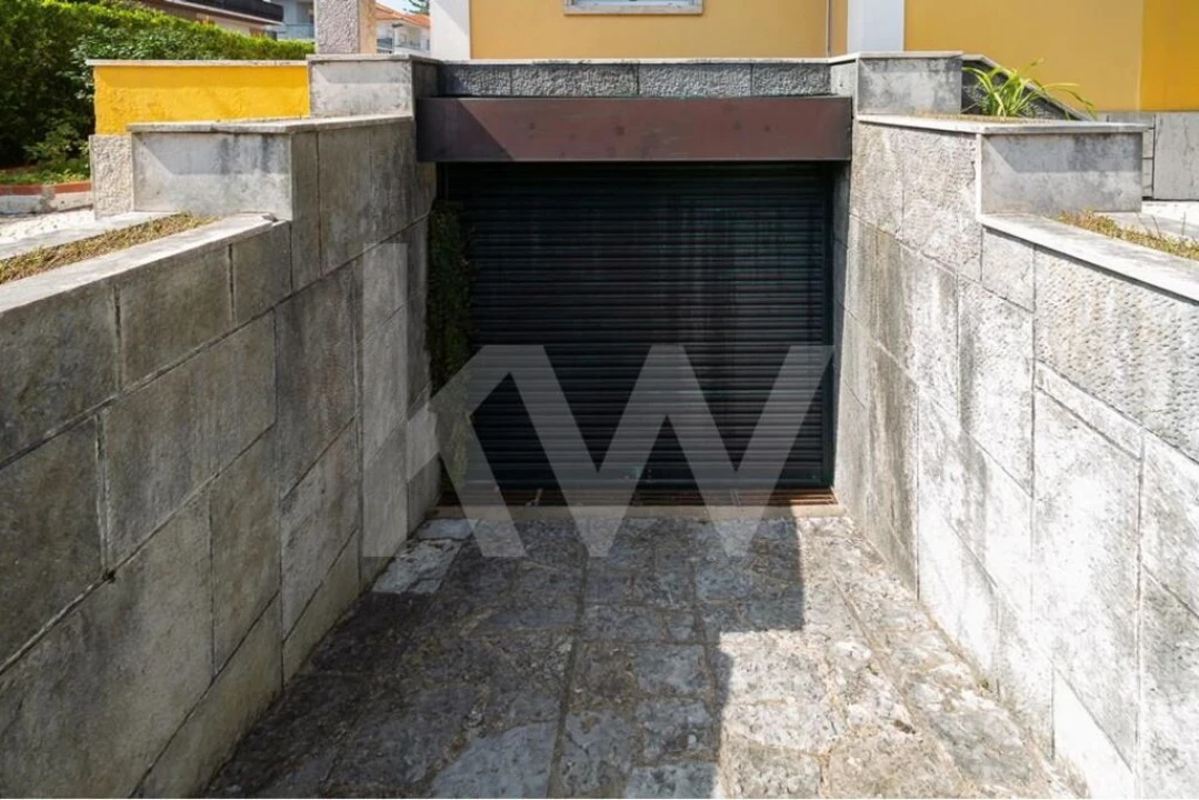 Moradia T4 para Venda em Algés, Linda-A-Velha e Cruz Quebrada-Dafundo Foto 54