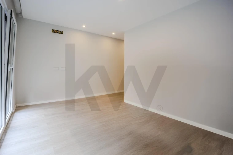 Quinta T4 para Venda em Bucelas Foto 34