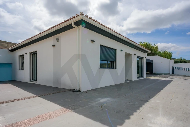 Quinta T4 para Venda em Bucelas Foto 48