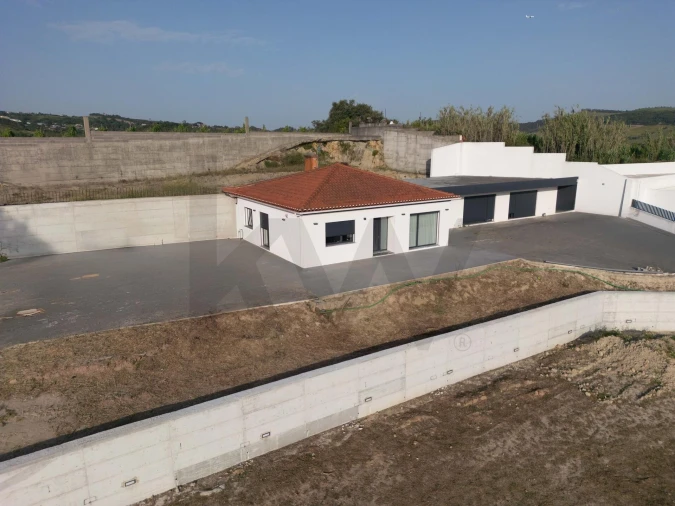 Quinta T4 para Venda em Bucelas Foto 51