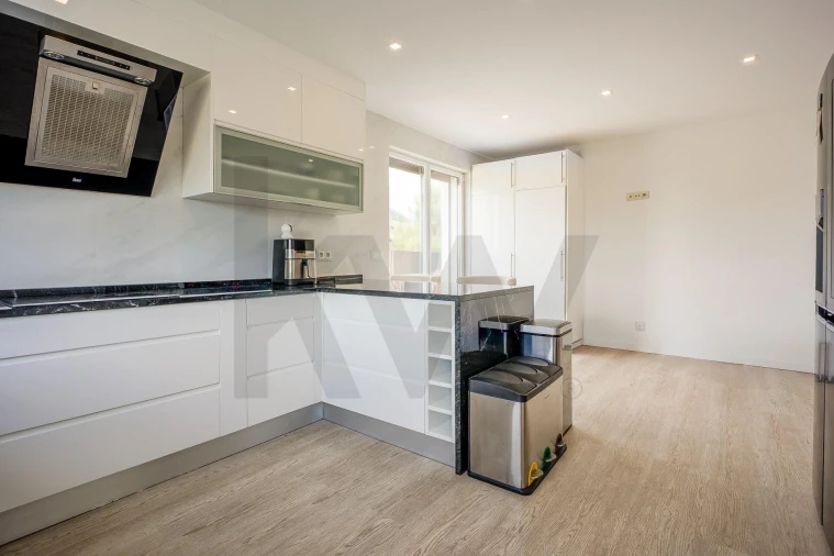 Quinta T4 para Venda em Bucelas Foto 19