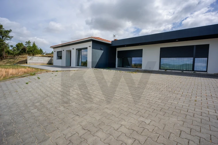 Quinta T4 para Venda em Bucelas Foto 50