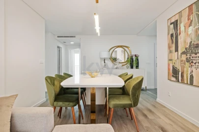 Apartamento T2 para Venda em Funchal (Se)