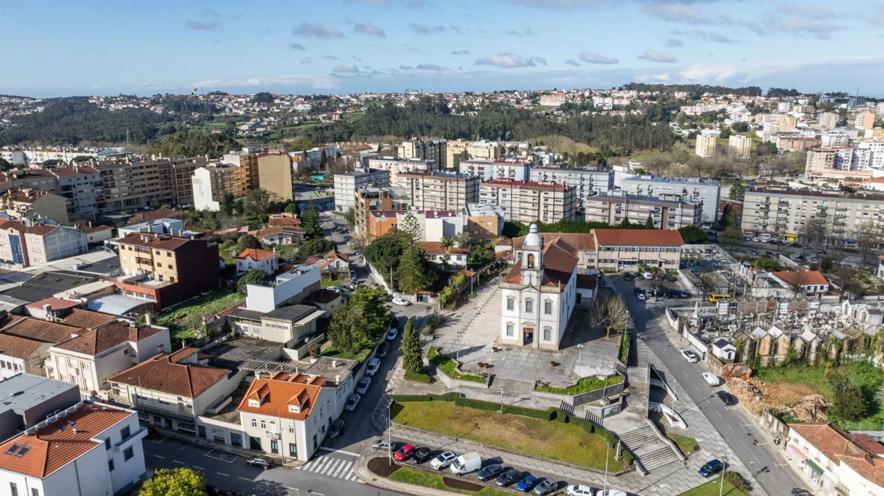 Moradia T5 para Venda em São João da Madeira Foto 11
