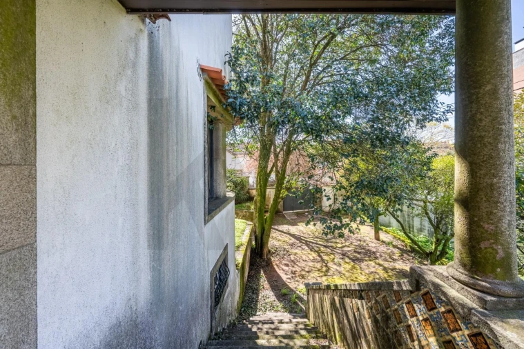 Moradia T5 para Venda em São João da Madeira Foto 44