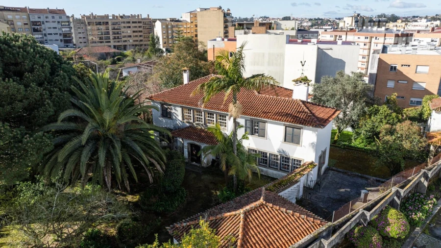 Moradia T5 para Venda em São João da Madeira Foto 6