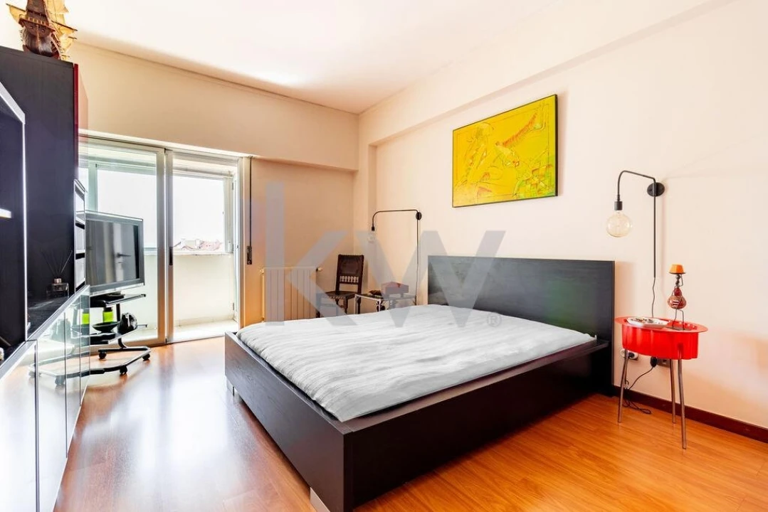 Apartamento T4 para Venda em Beato Foto 9